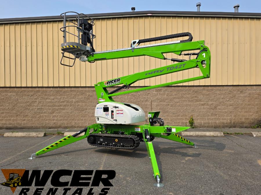 Niftylift TD42T 42' Tracked Aritculating Boom Lift Outriggers